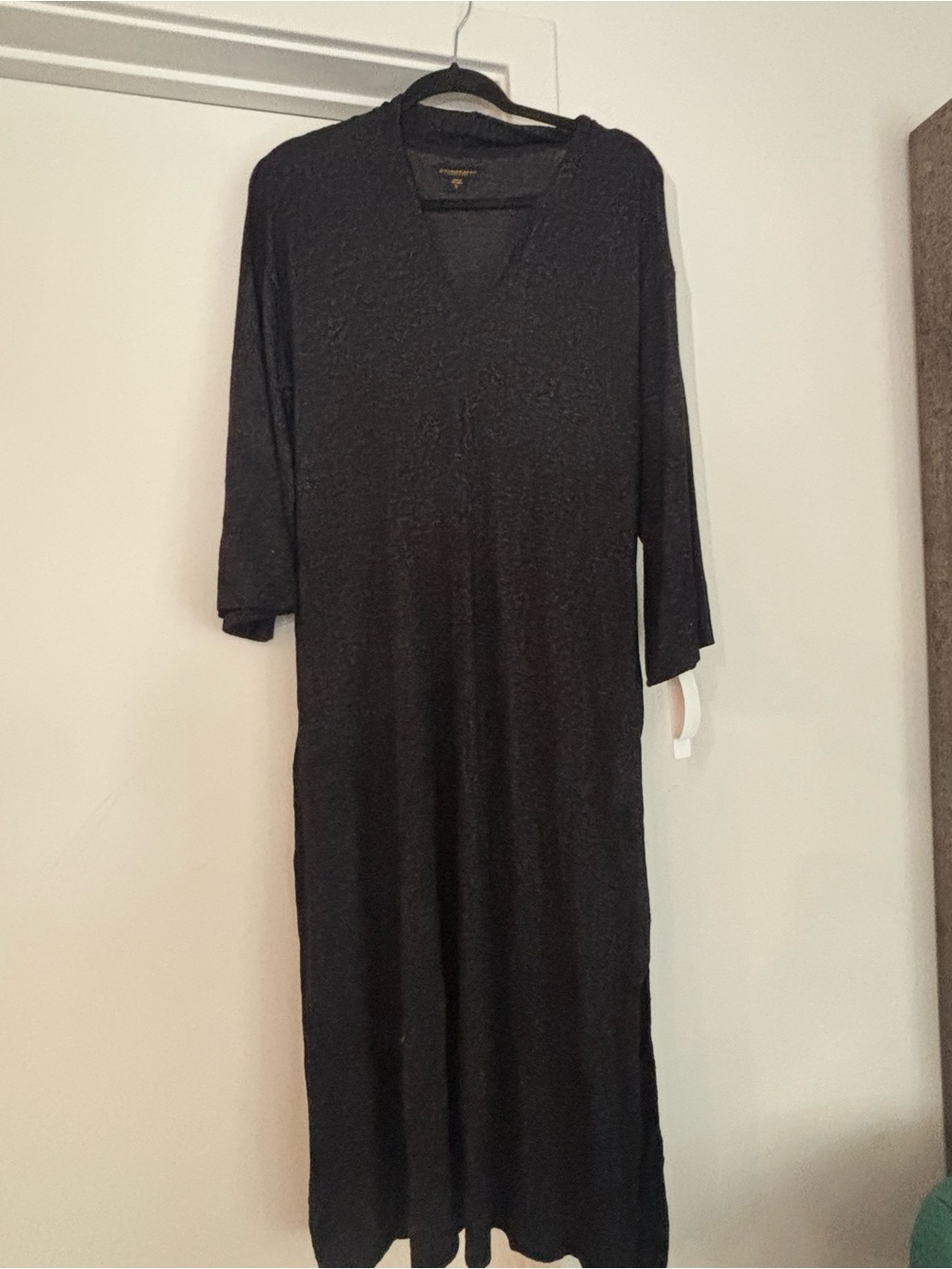 DKNY Black V-Neck Long Sleeve Women's sleepwear